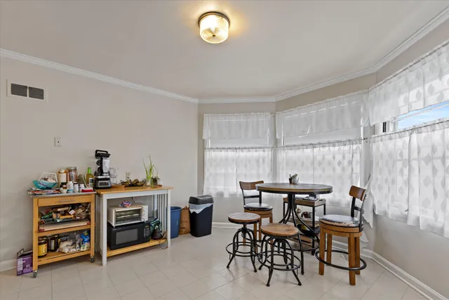 $439,900 | 4146 North Bartlett Avenue, Unit 4148, Shorewood, WI 53211