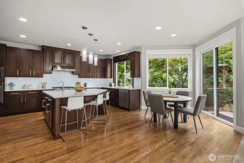 $3,198,000 | 9233 255th Avenue Northeast, Redmond, WA 98053