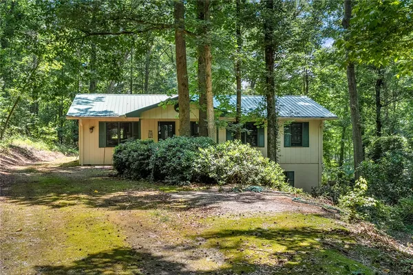 $340,000 | 1029 White Pine Lane, Townville, SC 29689