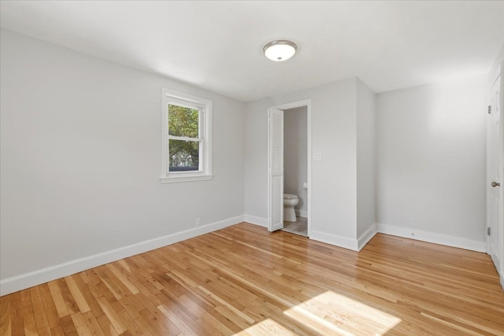 32 Essex Road Sharon, MA 02067 - Photo 17 of 30