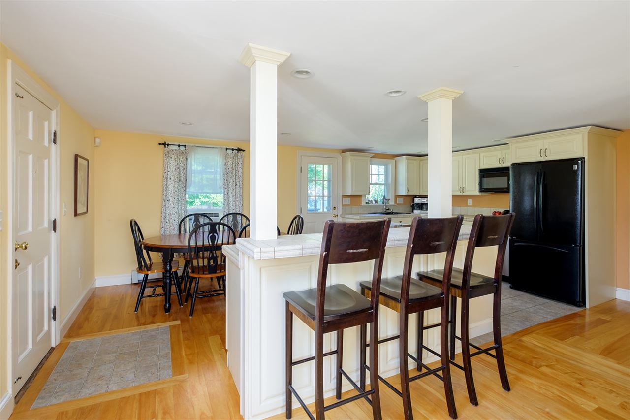 18 Willey Street Rochester, NH 03867 - Photo 8 of 30