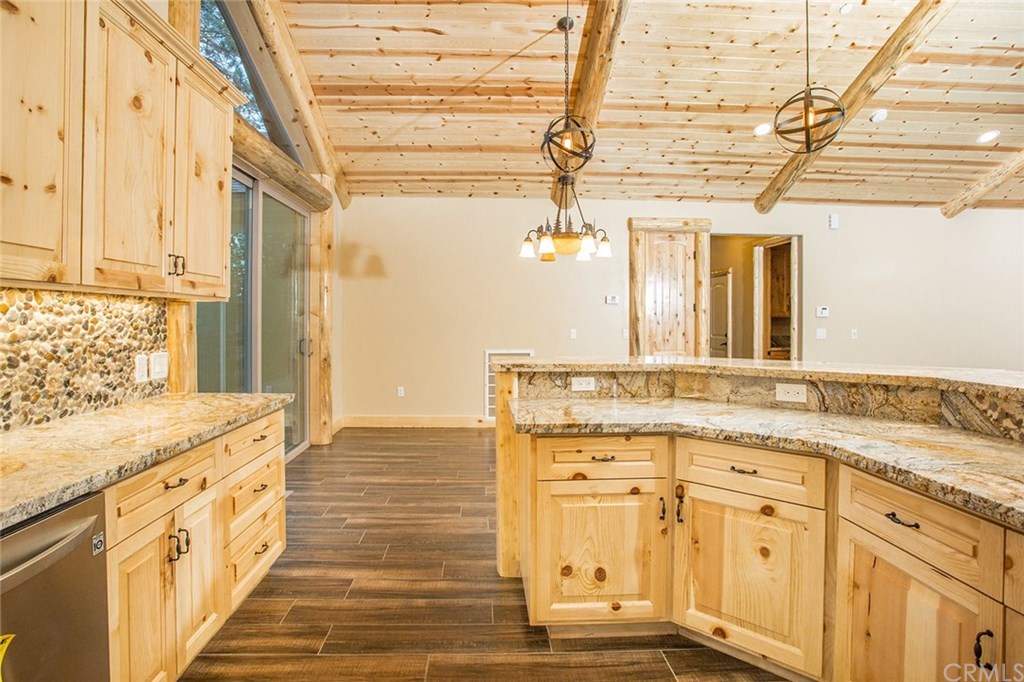 42340 Juniper Drive Big Bear Lake, CA 92315 - Photo 17 of 53