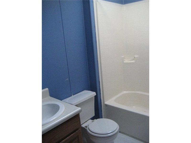 425 North Pond Road Warren, ME 04864 - Photo 10 of 22 Bathroom.