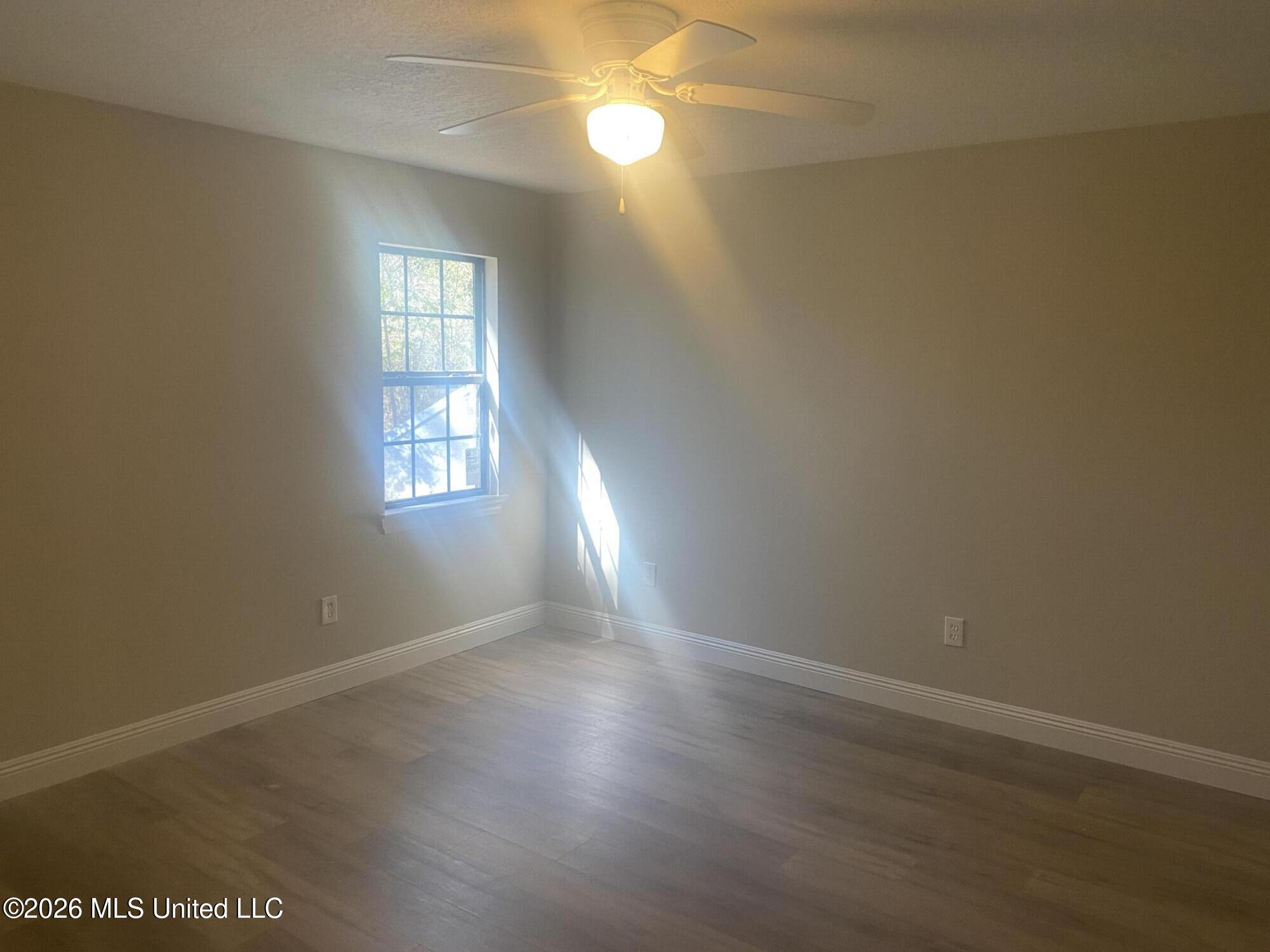 551 Fruitland Park Road Wiggins, MS 39577 - Photo 10 of 14 IMG_4649