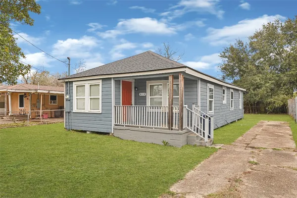 $1,350 | 6218 Woodrow Street, Texas City, TX 77591