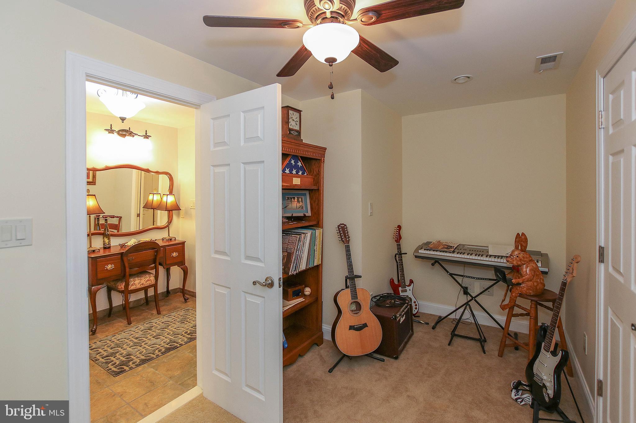 800 Cattail Road Winchester, VA 22603 - Photo 33 of 44 Cozy music/sewing/hobby room or extra storage