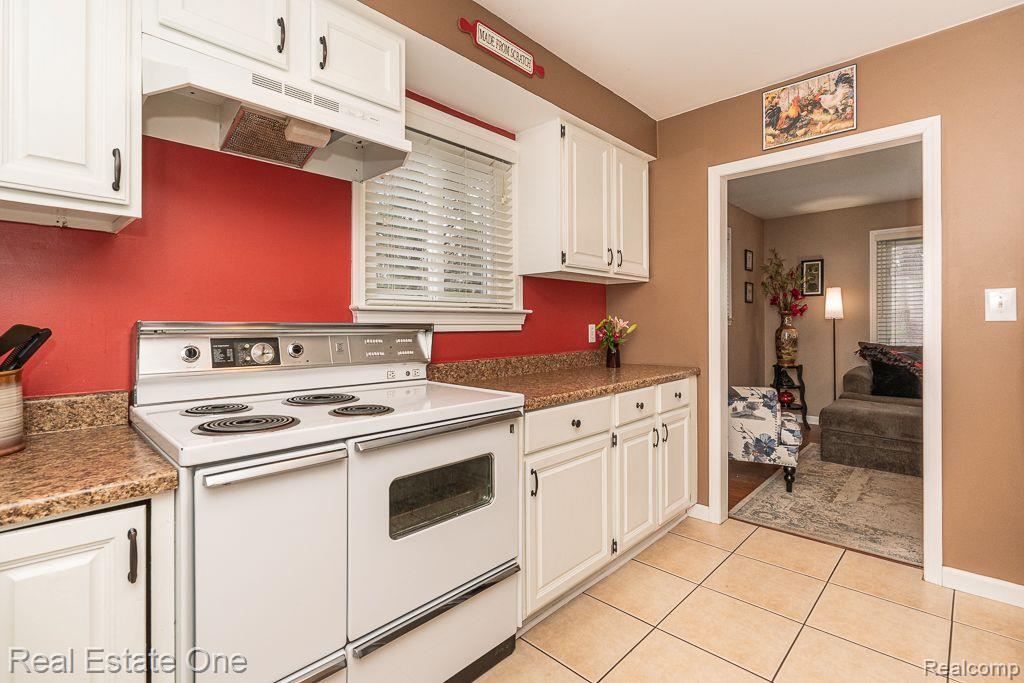 2839 Avalon Road Rochester Hills, MI 48309 - Photo 12 of 53