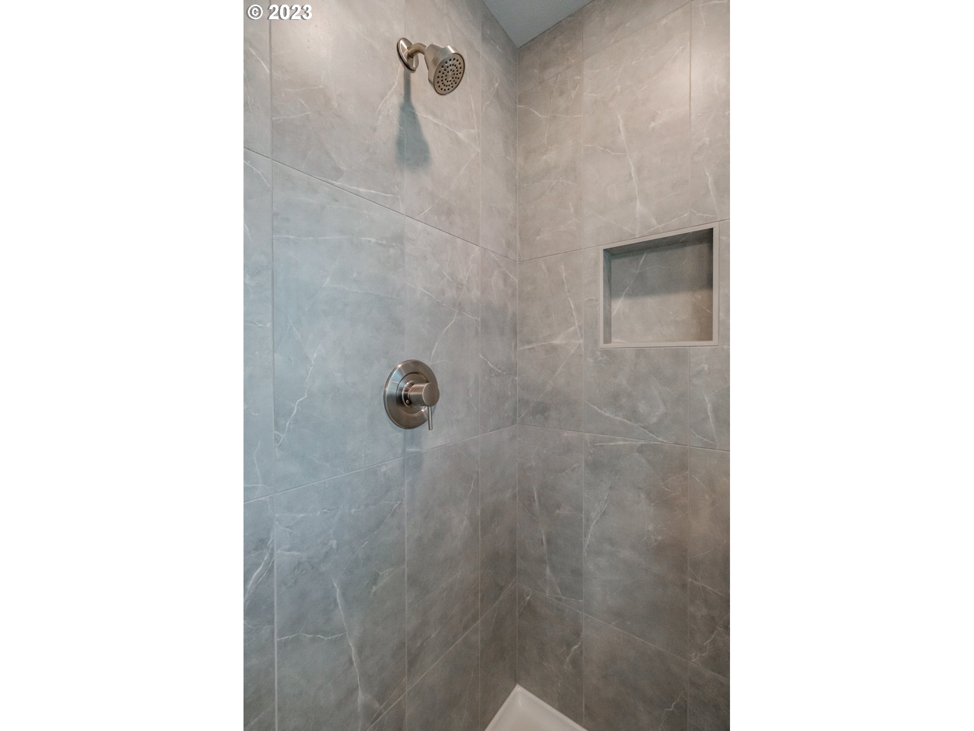 12343 Southwest Strobel Road Beaverton, OR 97007 - Photo 21 of 23 Gallery Image 21