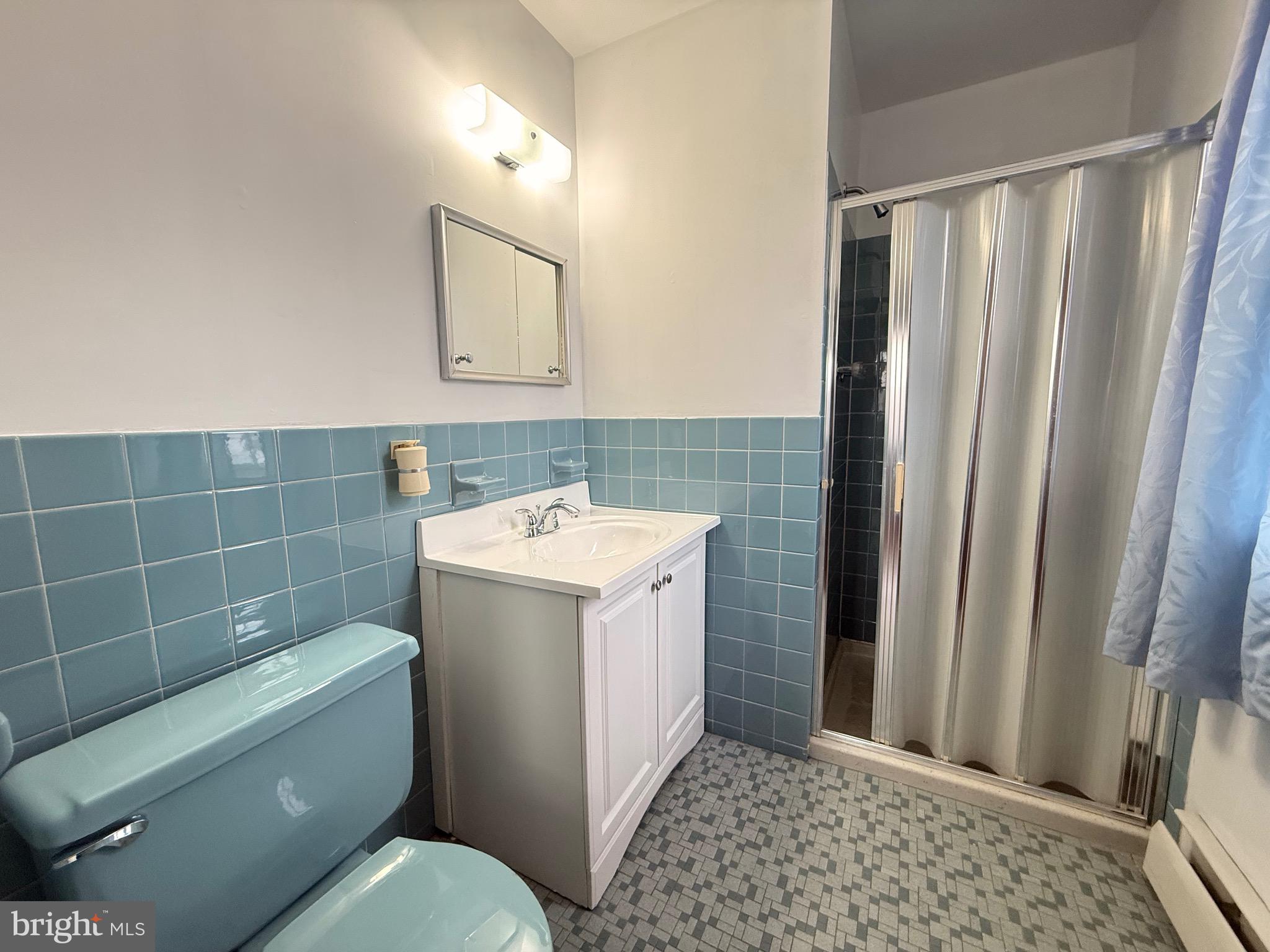 338 Rees Drive King of Prussia, PA 19406 - Photo 19 of 35 a bathroom with a sink toilet and shower