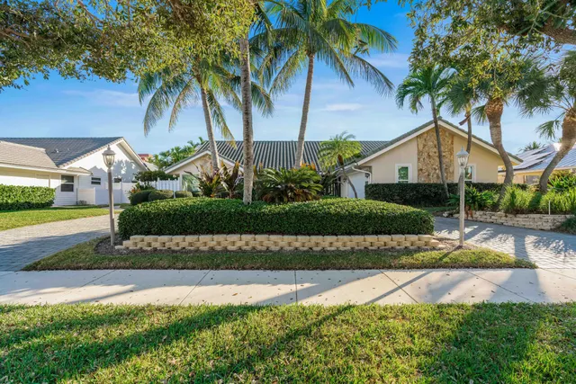 $2,499,000 | 126 Anchorage Drive South, North Palm Beach, FL 33408