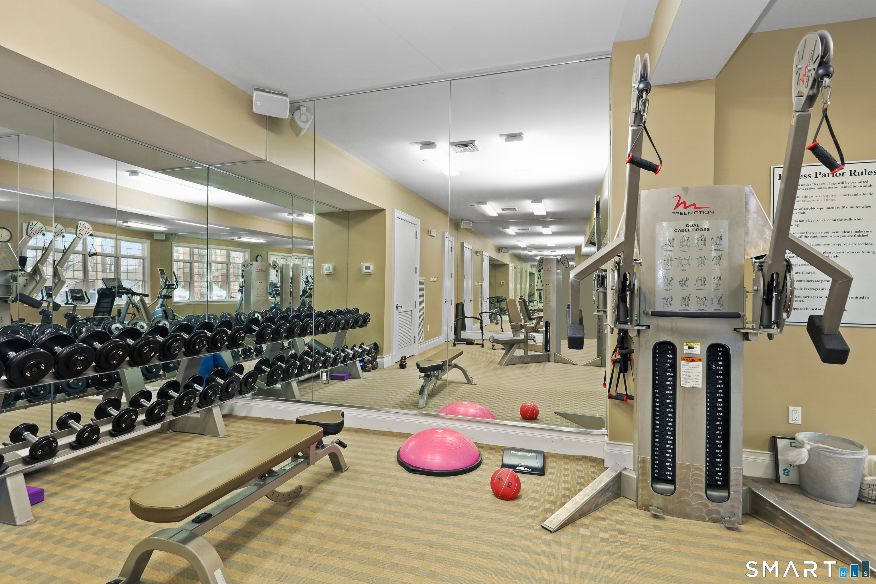 50 Stone Ridge Way, Unit 2A Fairfield, CT 06824 - Photo 34 of 36 a room with gym equipment
