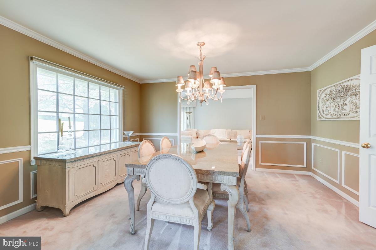 224 Midsummer Circle Gaithersburg, MD 20878 - Photo 9 of 40 Dining Room