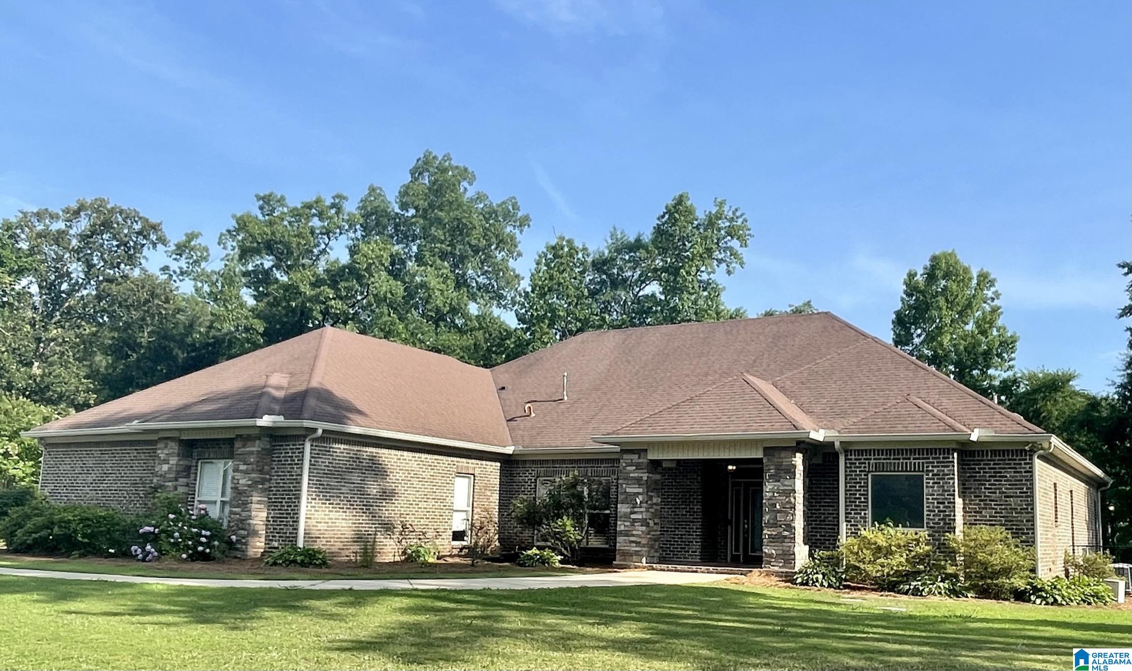 100 Smokey Ridge Lane Alabaster, AL 35007 - Photo 1 of 49