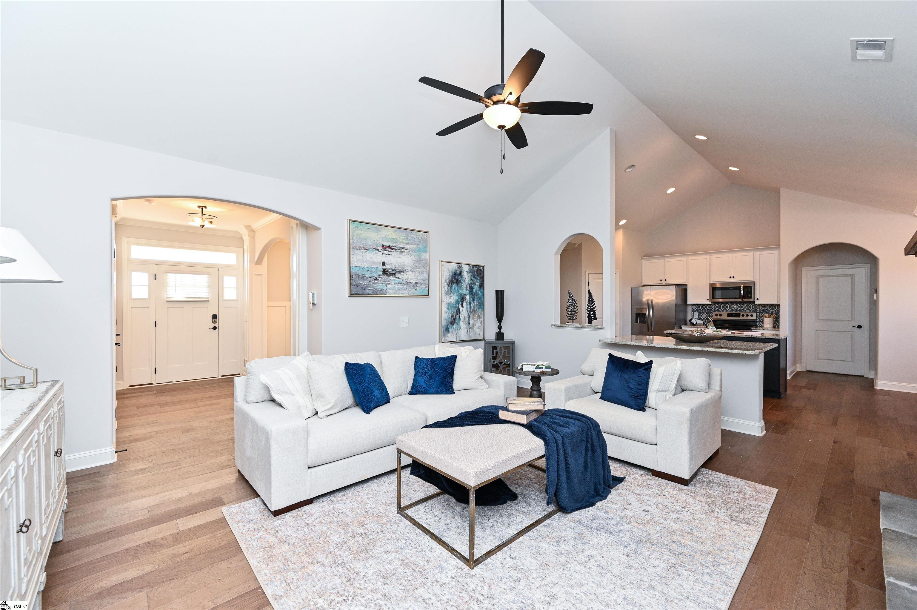 1010 Linden Ridge Road Greer, SC 29651 - Photo 5 of 18 Gallery Image 5