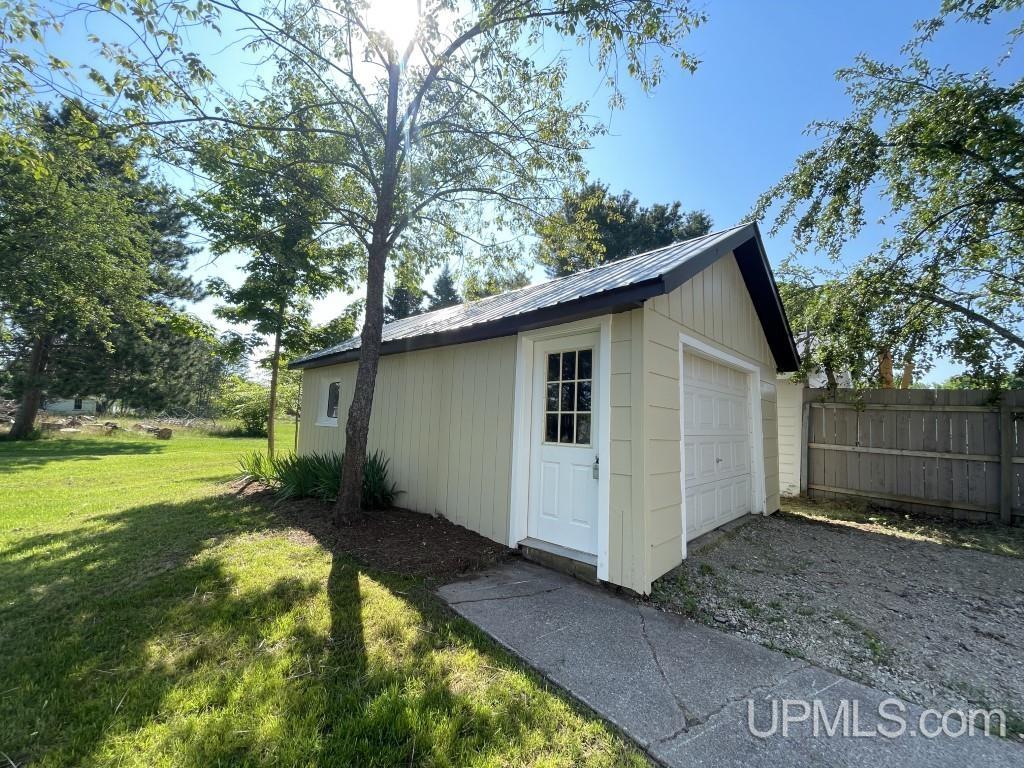 923 Halliday Street L'Anse, MI 49946 - Photo 38 of 52