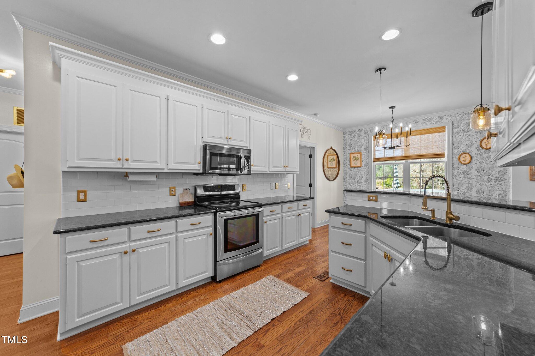 281 Lasater Road Bunnlevel, NC 28323 - Photo 10 of 46 27-web-or-mls-VB4A8213