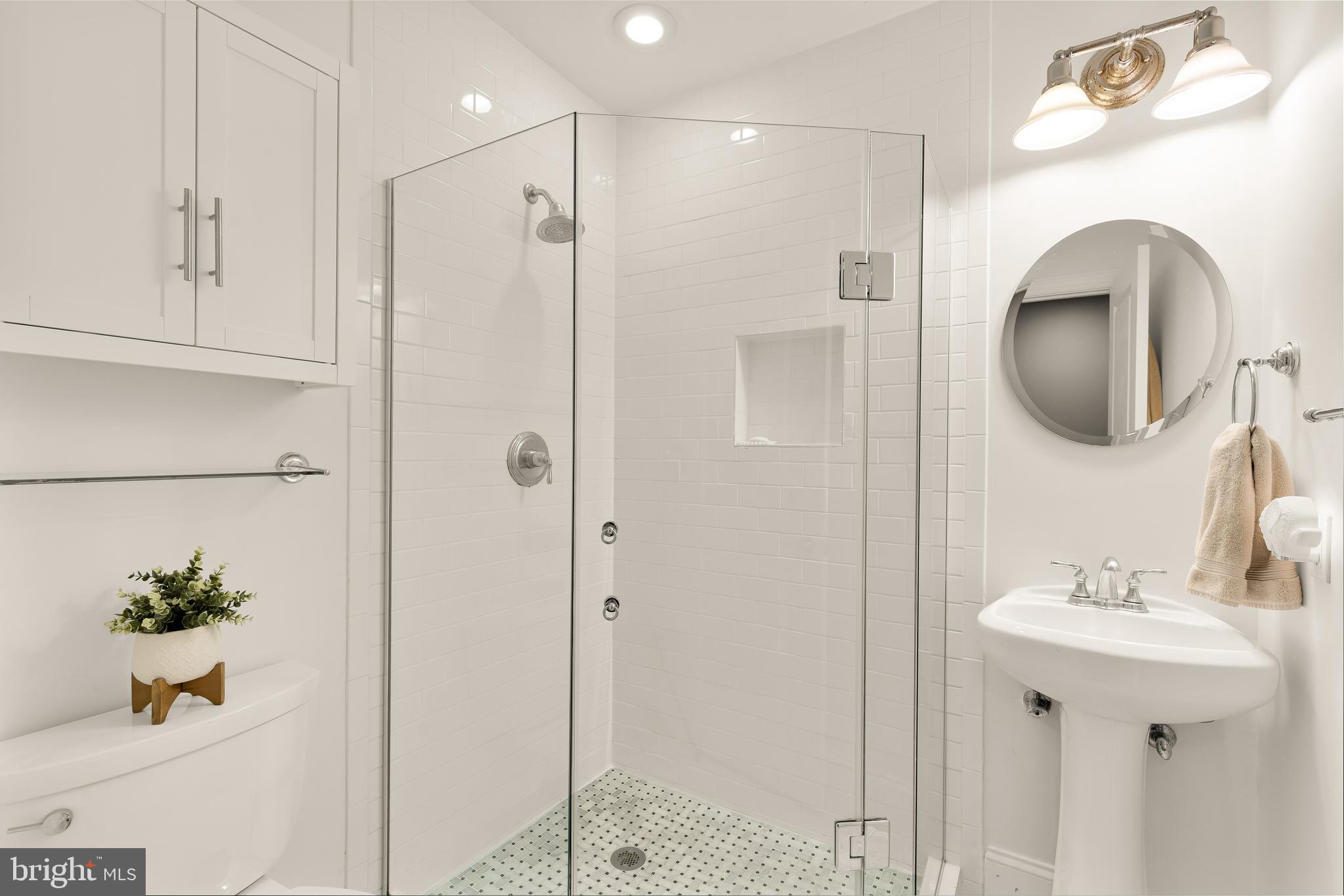 1470 Chapin Street Northwest, Unit 3 Washington, DC 20009 - Photo 18 of 38