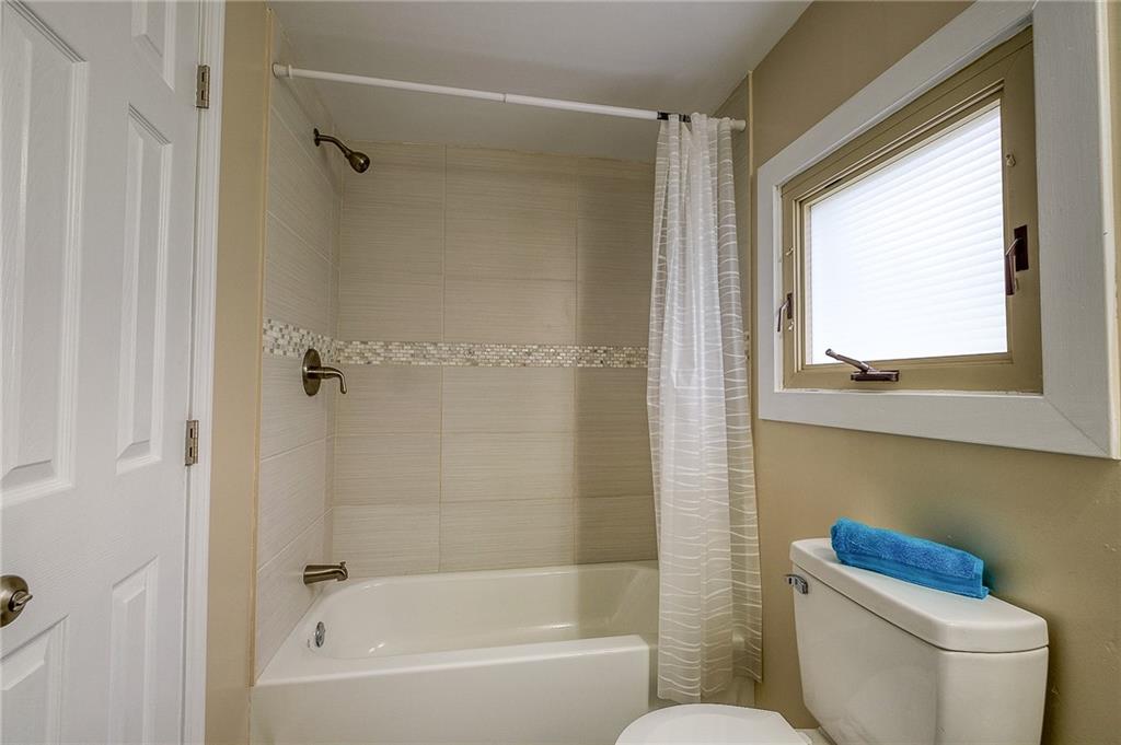 1194 Wilson Road Pittsburgh, PA 15236 - Photo 11 of 25 Gallery Image 11
