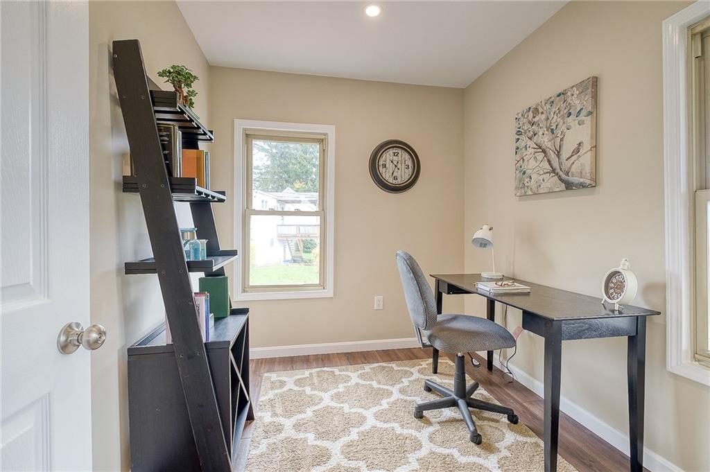 1194 Wilson Road Pittsburgh, PA 15236 - Photo 12 of 25 Gallery Image 12