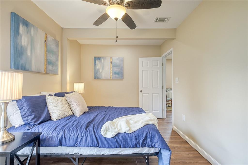 1194 Wilson Road Pittsburgh, PA 15236 - Photo 9 of 25 Gallery Image 9