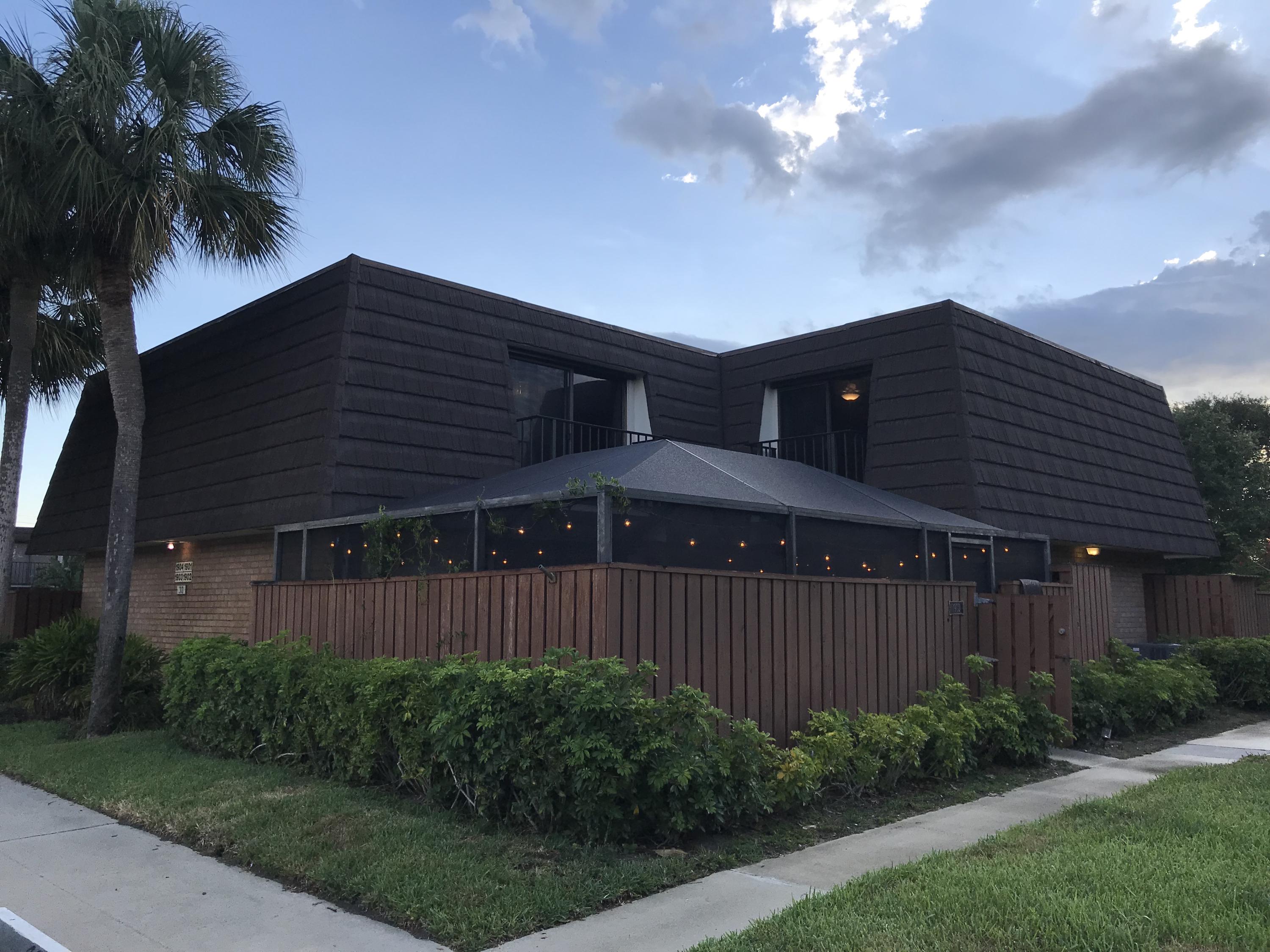 1902 19th Court Jupiter, FL 33477 - Photo 1 of 26 Front