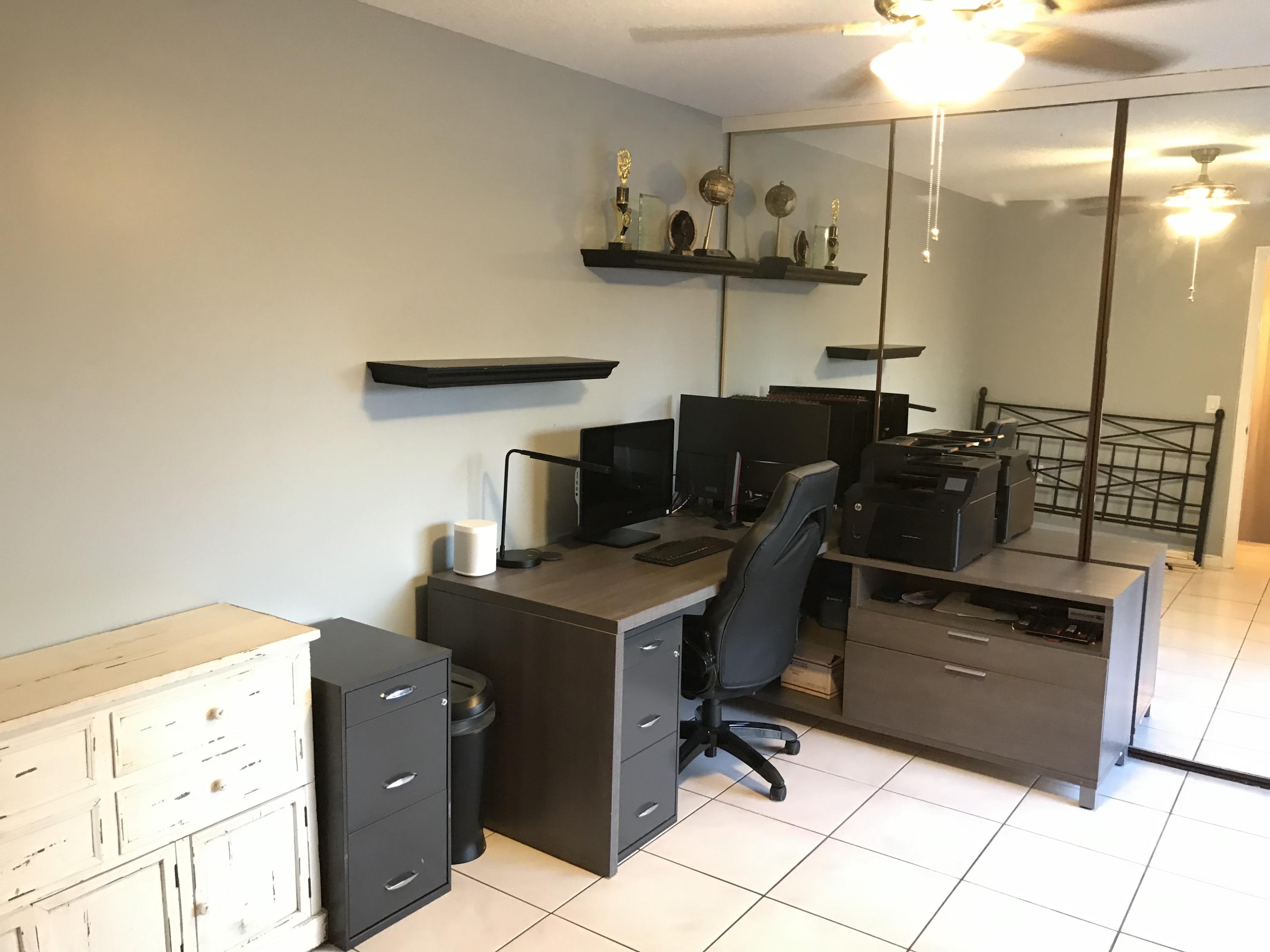 1902 19th Court Jupiter, FL 33477 - Photo 19 of 26 H8%1JbEvT8uA2+CiTUJqHg