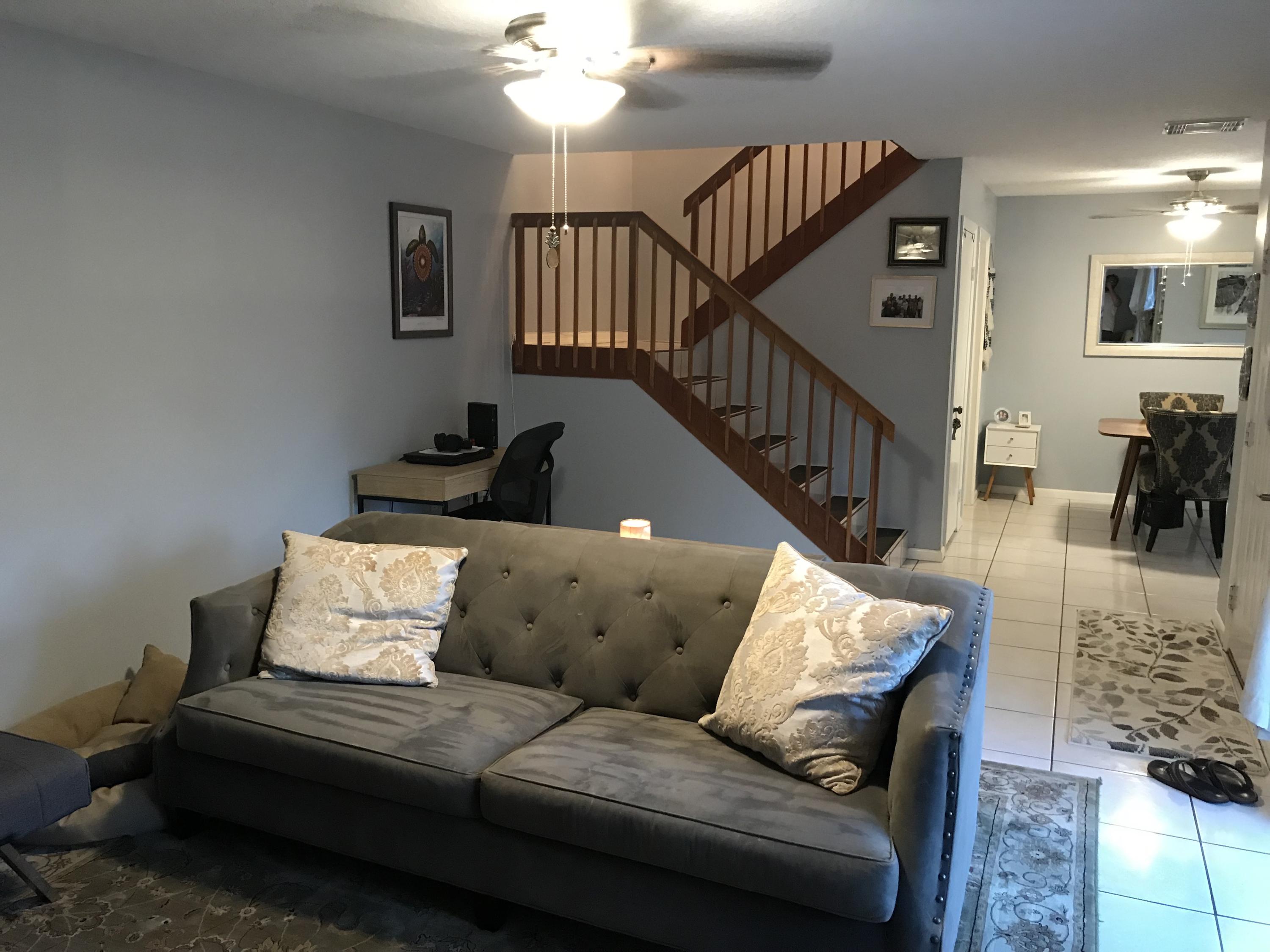 1902 19th Court Jupiter, FL 33477 - Photo 5 of 26 ngs8xUncScekV4w2tAMcjQ