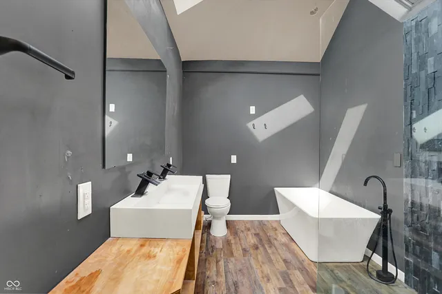 $189,000 | 1212 South Senate Avenue, Indianapolis, IN 46225