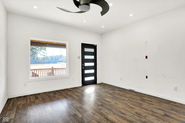 $189,000 | 1212 South Senate Avenue, Indianapolis, IN 46225