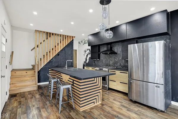 $189,000 | 1212 South Senate Avenue, Indianapolis, IN 46225