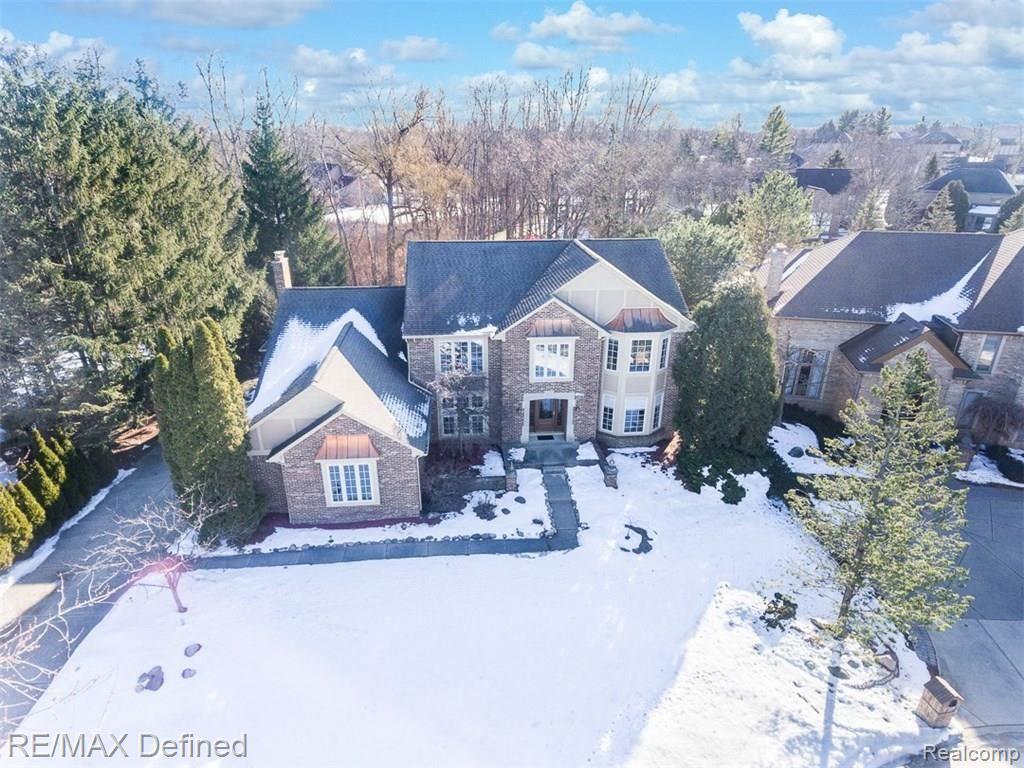 1935 Independence Drive Rochester Hills, MI 48306 - Photo 2 of 30