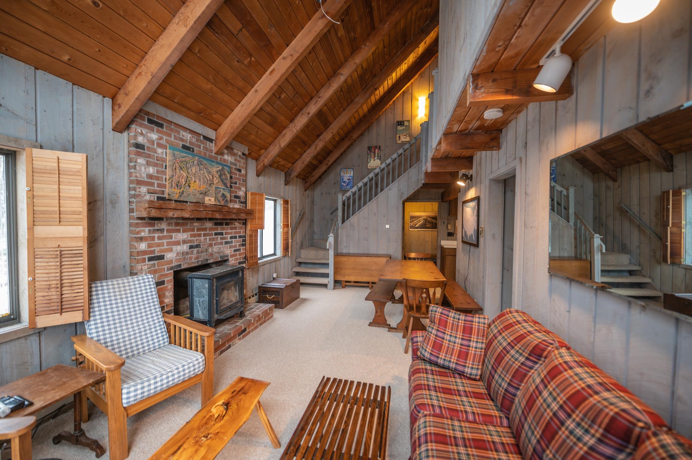 24 Meadow View Road Wilmington, VT 05363 - Photo 2 of 27 Gallery Image 2