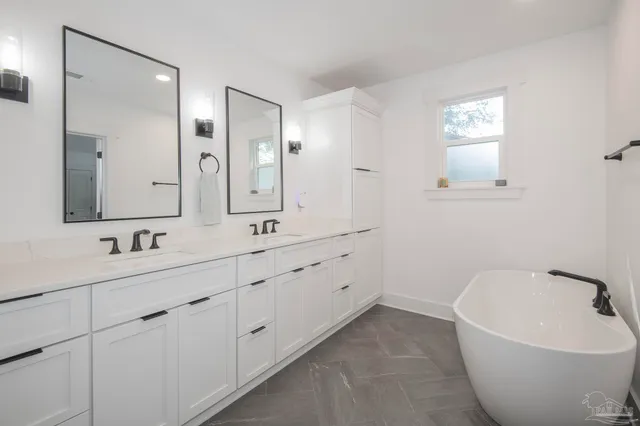 $575,000 | 1901 East Yonge Street, Pensacola, FL 32503