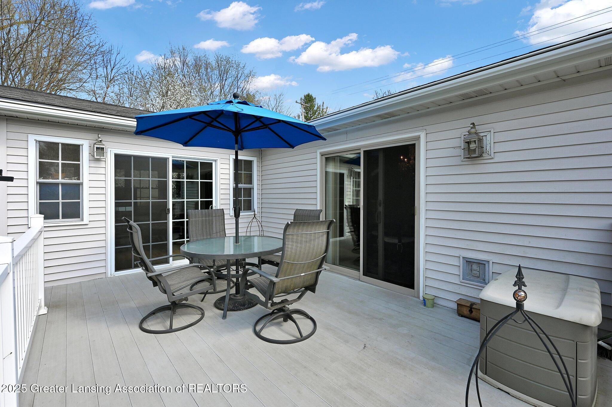 1318 West Herbison Road Dewitt, MI 48820 - Photo 31 of 36 Deck