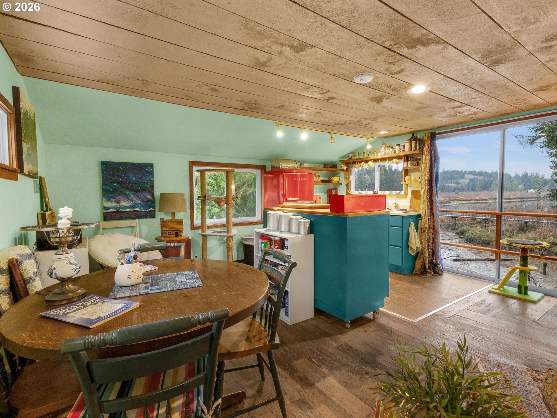 92650 Claremont Road Astoria, OR 97103 - Photo 14 of 26