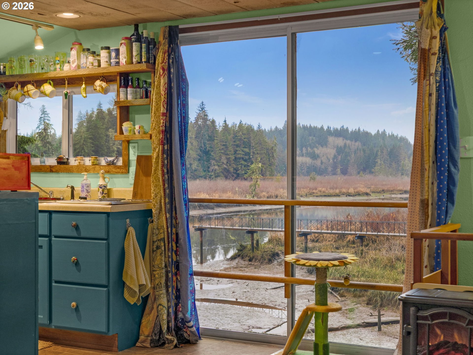 92650 Claremont Road Astoria, OR 97103 - Photo 17 of 26