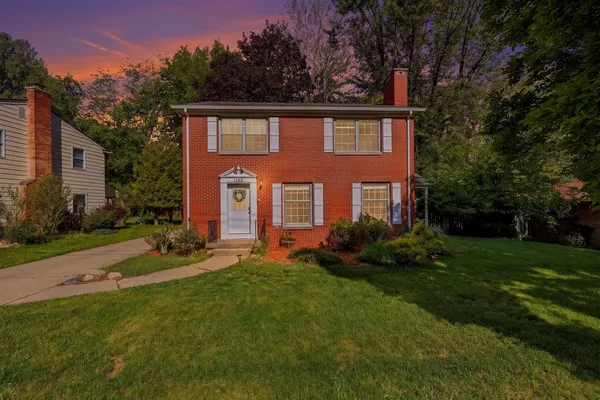 $365,000 | 1905 Millbank Street Southeast, Grand Rapids, MI 49508