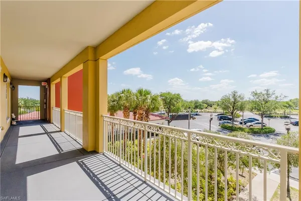 $2,495 | 5068 Annunciation Circle, Unit 4202, Immokalee, FL 34142