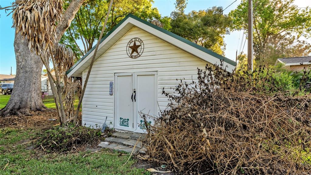 1804 Michelle Lane Lakeland, FL 33813 - Photo 72 of 83 a view of a house with a yard