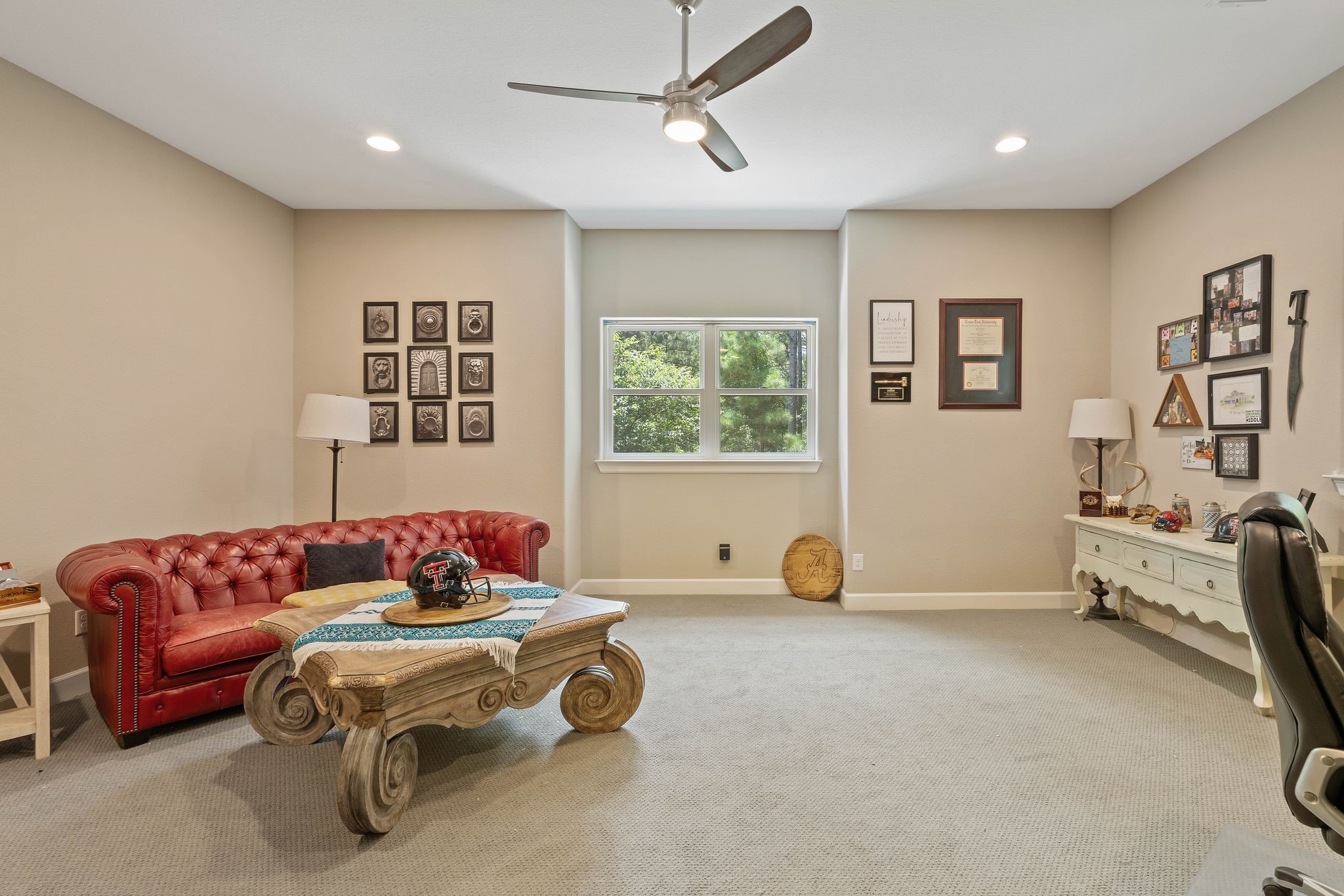 126 Fluorite Court Huntsville, TX 77340 - Photo 40 of 50 a bedroom with furniture and windows