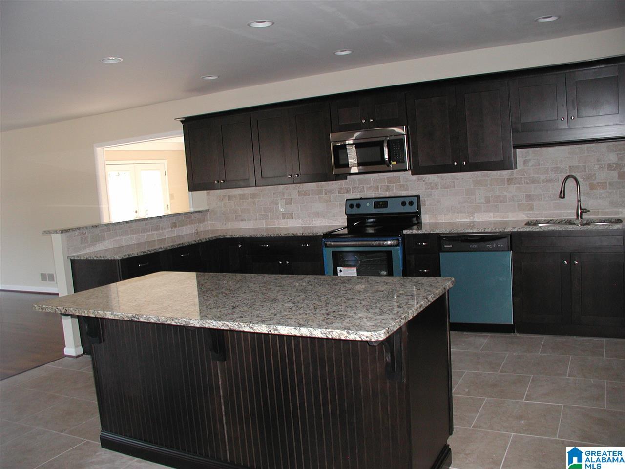 612 Sanders Road Birmingham, AL 35226 - Photo 3 of 11