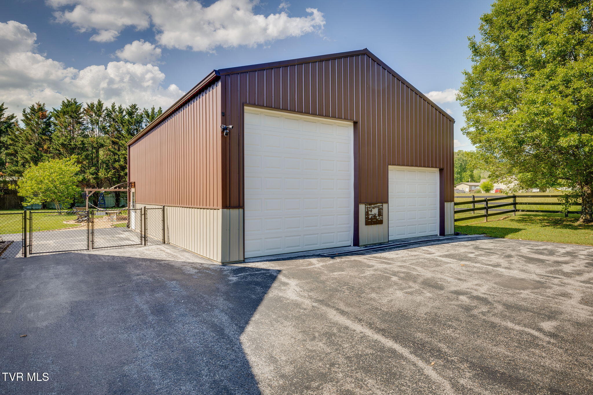 10018 Highway 67 West Butler, TN 37640 - Photo 9 of 47 034