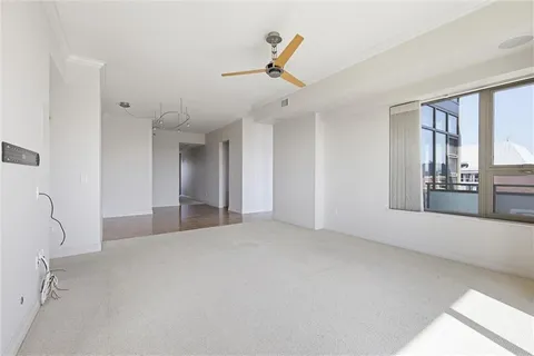 $995,000 | 4950 Central Street, Unit 702, Kansas City, MO 64112