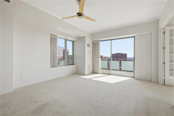 $995,000 | 4950 Central Street, Unit 702, Kansas City, MO 64112