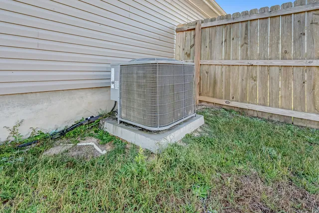 $284,000 | 12 Lockwood Way West, DeFuniak Springs, FL 32435