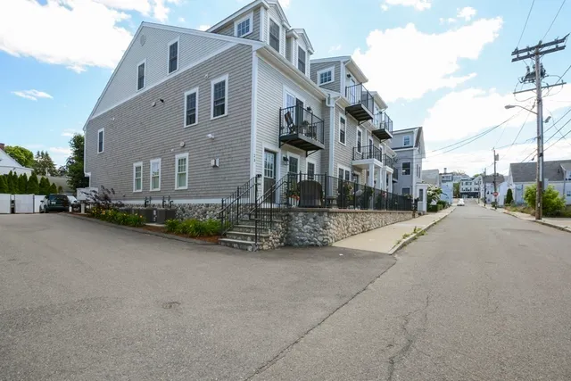 $519,000 | 23 Howland Street, Unit 4, Plymouth, MA 02360
