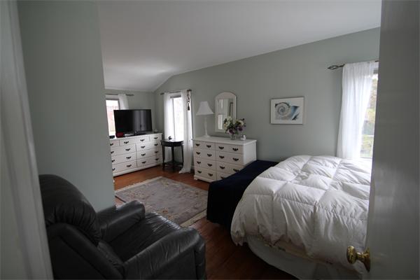 9 Wheelers Point Road Gloucester, MA 01930 - Photo 10 of 14 Gallery Image 10