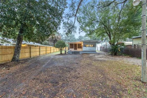 $1,100 | 2142 Southeast 185th Terrace, Silver Springs, FL 34488