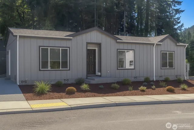 $1,850 | 1115 Orangewood Street, Unit 19, Enumclaw, WA 98022