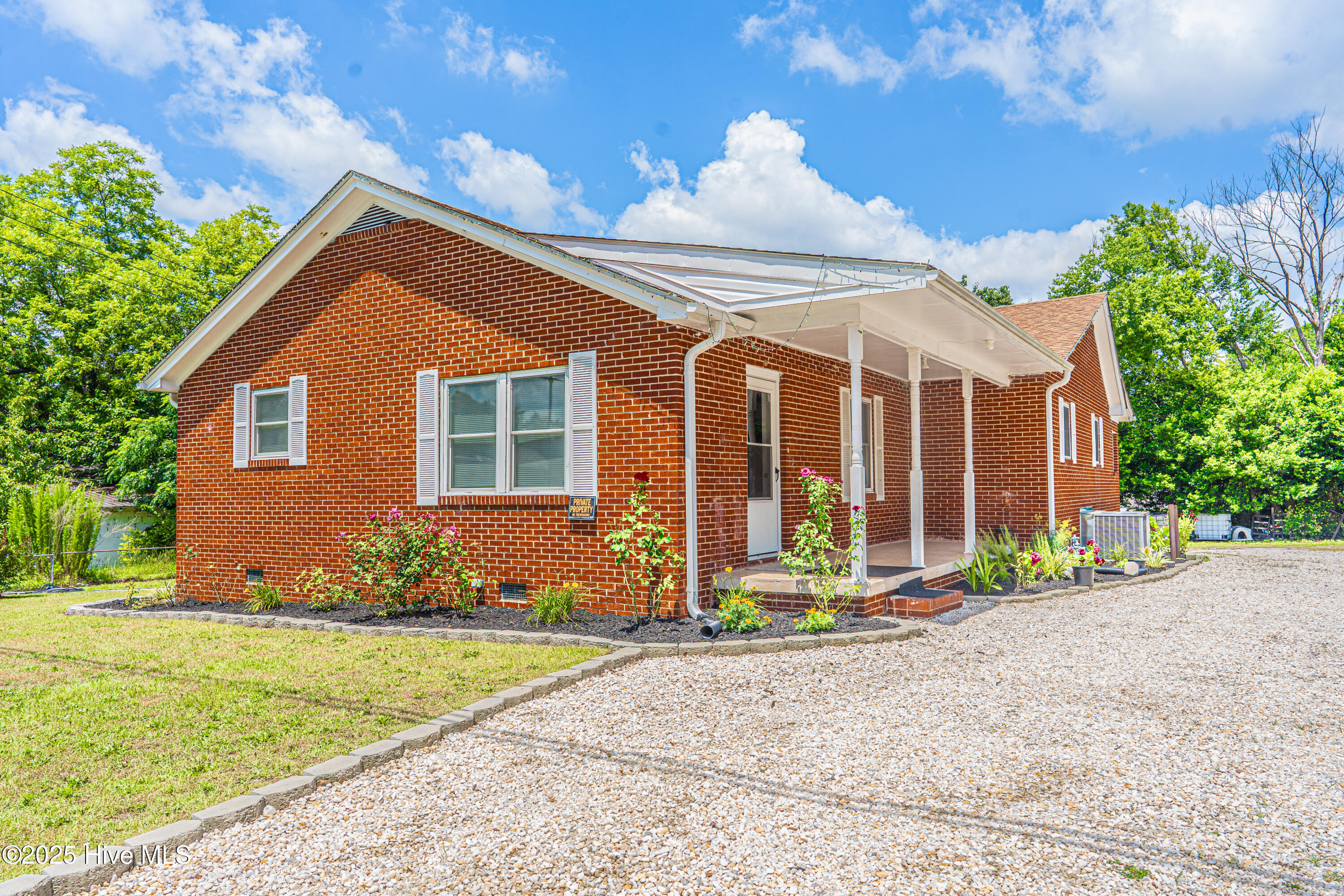 109 Entwistle 3rd Street Rockingham, NC 28379 - Photo 1 of 57 main